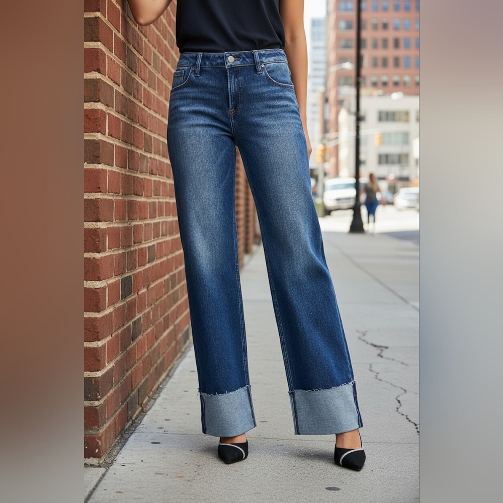 Women's Straight Leg Jeans - Blue